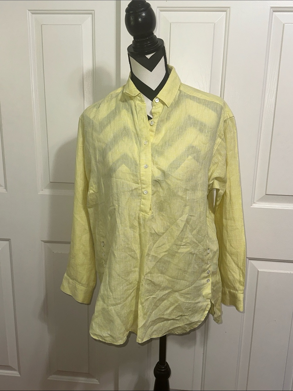 J. McLaughlin Pale Yellow Linen Button-Placket Tunic